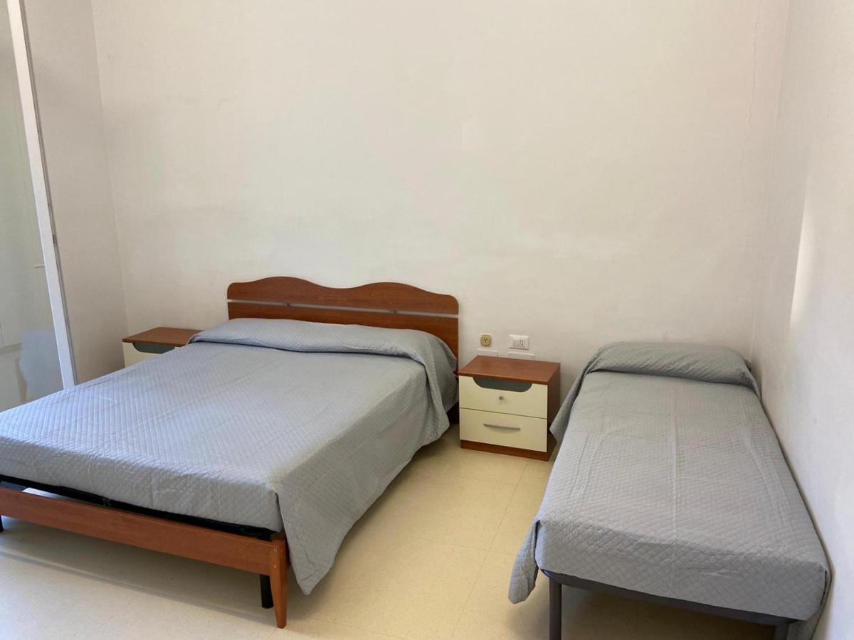 Appartamenti Sunrise Cattolica Cameră foto